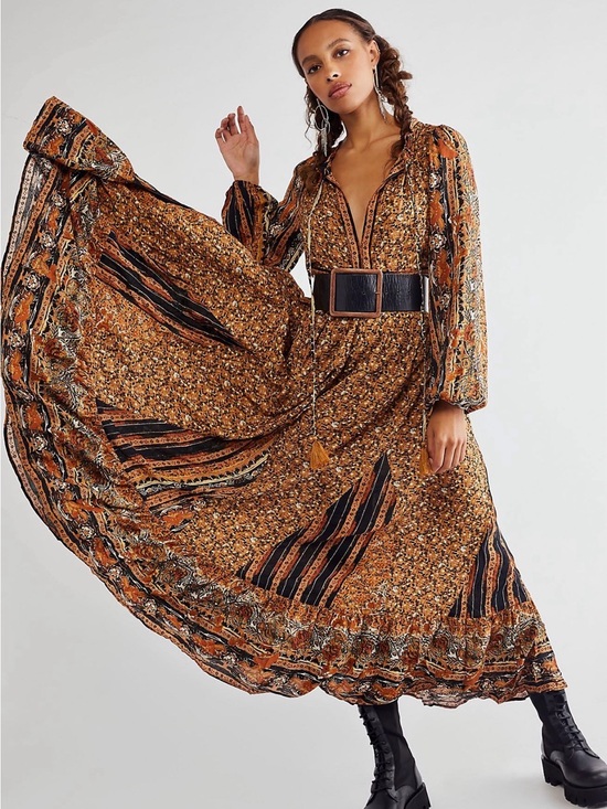 Free People Dresses & Skirts - Free People Happy feelings printed boho maxi dress - golden brown floral